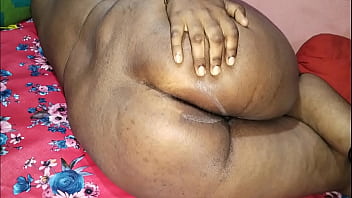 Neighbors’ Secret: Tamil Girl’s Wild Blowjob Session With The Boy Next Door