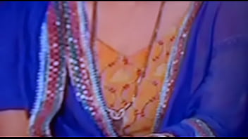 Sultry Indian Housewife With Irresistible Curves