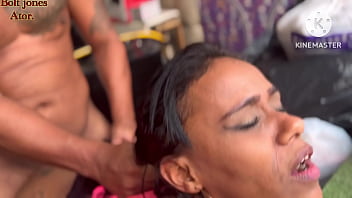 Fui Dar Uma Mão Na Mudança Da Vizinha E A Coisa Esquentou De Um Jeito… Com Participação Especial Da Safada Da Juju