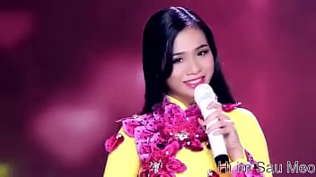 Nóng Bỏng: Ca Sĩ Việt Tự Sướng Lộ Clip Nóng Mắt