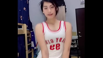 Sizzling Filipina Nella 01: A Tempting Tease