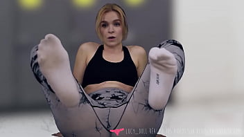 Lucy Doll’s Dominant French Demands: Lick Her Dirty Socks And Worship Her Filthy Panties