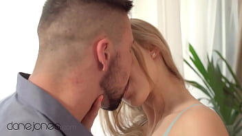 Sultry Polish Bombshell Jayla De Angelis Delivers Passionate Deepthroat And Intense Hardcore Fucking