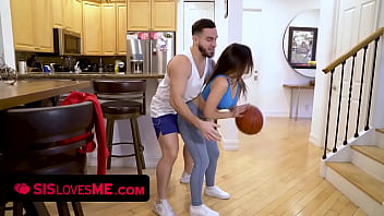 Horny Stepbro Can’t Resist His Curvy Brunette Sister’s Juicy Ass During Their Private Basketball Session