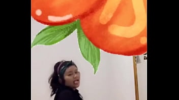 Swaying Hips Of An Indonesian Temptress