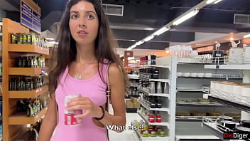 Public Supermarket Cumwalk – Outdoor Facial Fetish Blowjob