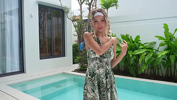 Slender Asian Beauty Receives An Unexpectedly Sensual Massage