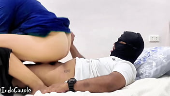 Indonesian Muslim Wife Swallows Her Husband’s Cum For The First Time While Sitting On His Face