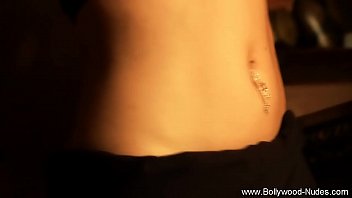 Sultry Desi Seduction: A Provocative Peek