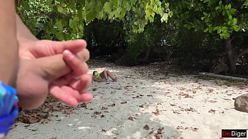 Beachside Seduction: Stepmom And Stepdaughter’s Risky Public Encounter Ends With A Messy Facial