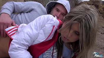 Gina Gerson’s Debut Public Pussy Pounding And Cum-filled Finish