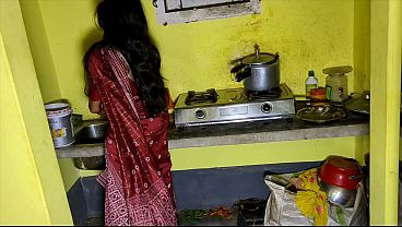 Sizzling Desi Bhabhi Burning With Raw Desire
