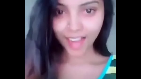 Sizzling Tamil Babe’s Steamy Video