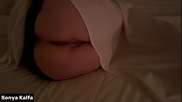 Arab Stepmother’s Wild Night Of Passion On The Bed