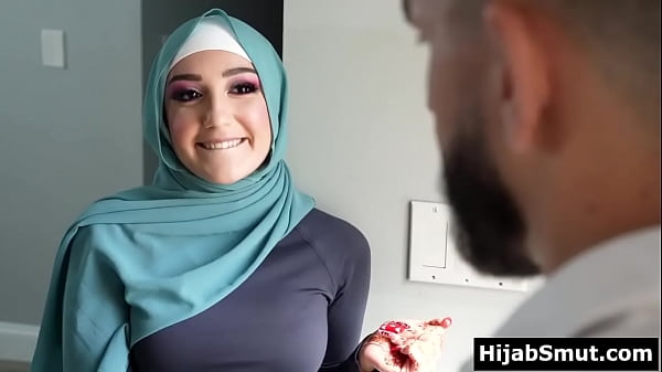 Innocent Muslim Girl’s Forbidden Lessons With Her Soccer Coach