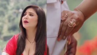 Hot Indian Milf Gets Steamy With Her Chauffeur
