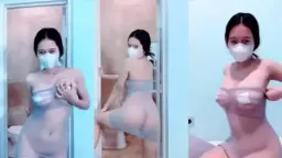 Molly’s Naked Erotic Twerking