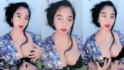 Sexy Glasses-wearing Hottie Berlina