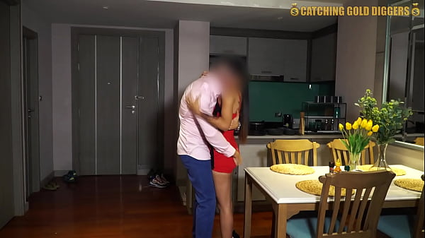 Sizzling Thai Teen Delivers A Hollywood-worthy Fuck
