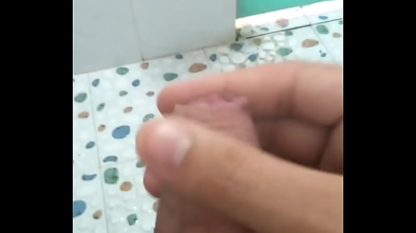 Young Vietnamese Guy Born In The 2000s Seeks Older Woman For Bdsm And Romance