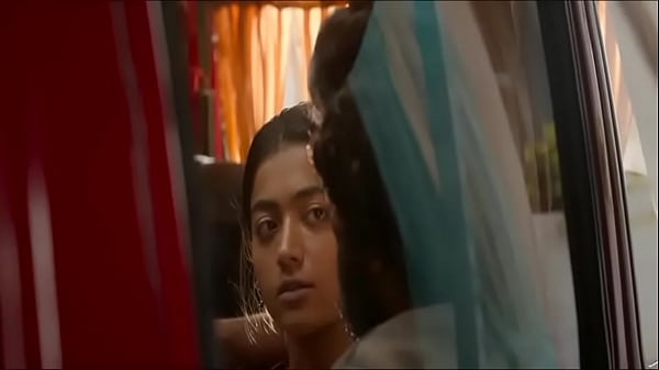 Scorching On-screen Romance: Rashmika Mandanna And Allu Arjun’s Sizzling Chemistry