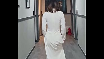 Stunning Vietnamese Beauty In Ao Dai Abroad