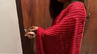 Naughty Indian Teacher Takes Student’s Load For University Donation In Hindi Sex Scene