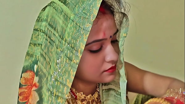 Horny Husband Pounds His Desi Wife On Their Anniversary