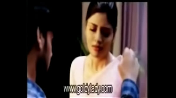Sizzling Bhabhi’s Wild Night With Abhishek