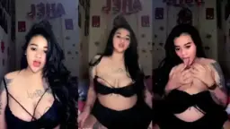 Nona Toge Gadis Seksi Bertato Siap Bikin Pascol Makin Panas.