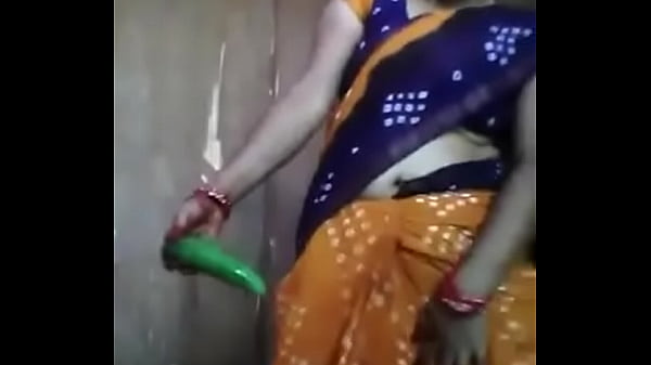Desi Aunty Gets Wild With A Cucumber