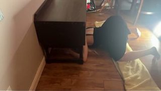 Stepdaughter’s Tight Pussy Stretched By Stepdad’s Thick Cock, Gagging On His Shaft As He Fingers Her Dripping Cunt