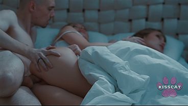 Stepdad’s Secret Load: Filling Jessie’s Pussy In The Family Bed While Stepmom Sleeps