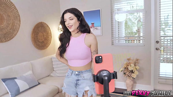 Wanna Be Influencer Babe Desperate For Stepbro’s Thick Hard Cock – Jade Maris – Mypervyfamily