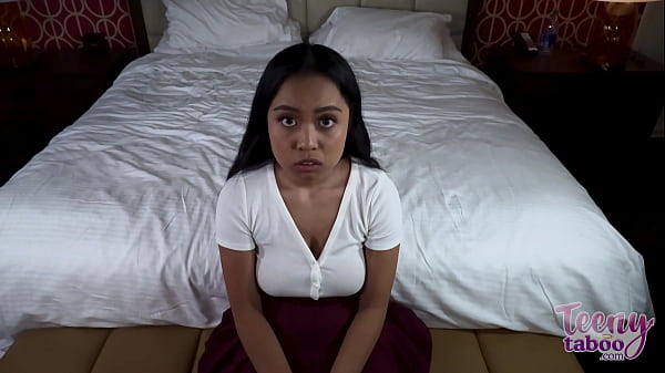 Luna Mills Gets A Classroom Creampie