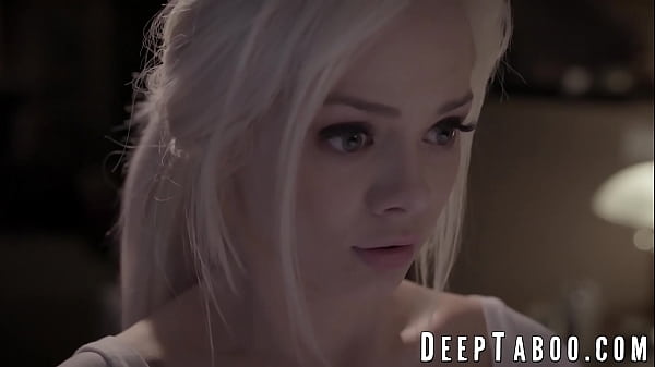 India Summer’s Stepmom Seduction: Elsa Jean’s Teen Temptation Unleashed