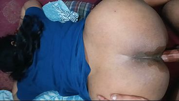 Indian Auntie’s Tight Pussy Fuck Video With Clear Hindi Moans