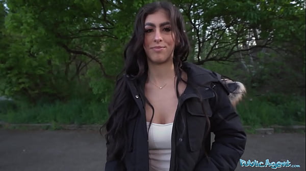 Public Agent Slutty Colombian Chick Blows And Rides In A Public Spot