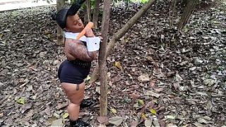 Páscoa Ao Ar Livre – A Coelhinha Safada Pediu Pra Enfiar A Cenoura No Cu Do Montavani