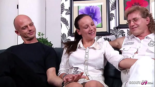 Reifes Deutsches Paar Beim Ersten Geilen Cuckold Mmf Dreier Mit Richtig Hartem Fick